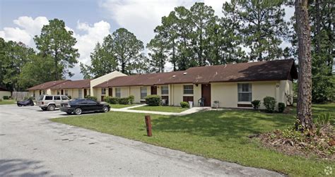1 bed. . For rent lake city fl